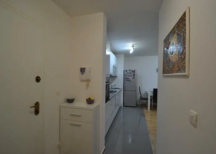 Damjan Apartament *