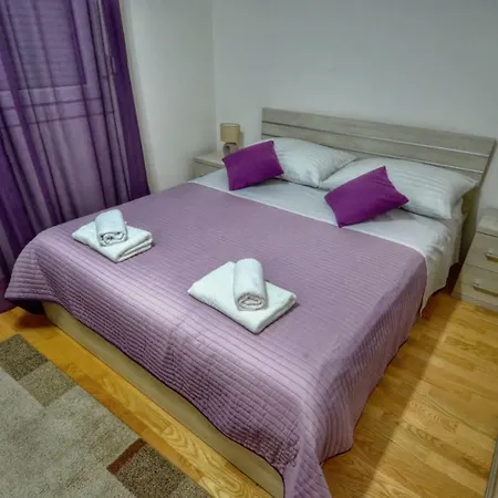 Damjan Apartment *