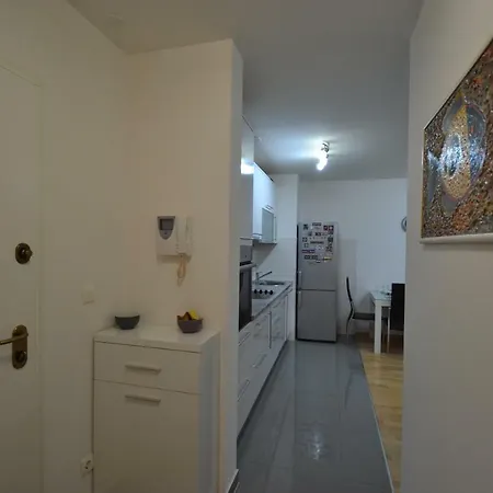 Damjan Apartment *